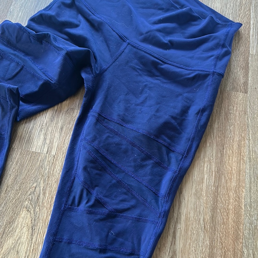 Blue lululemon leggings